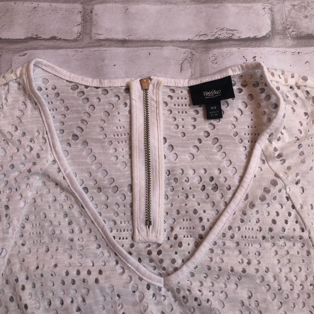 Mossimo Top - Picture 2 of 2